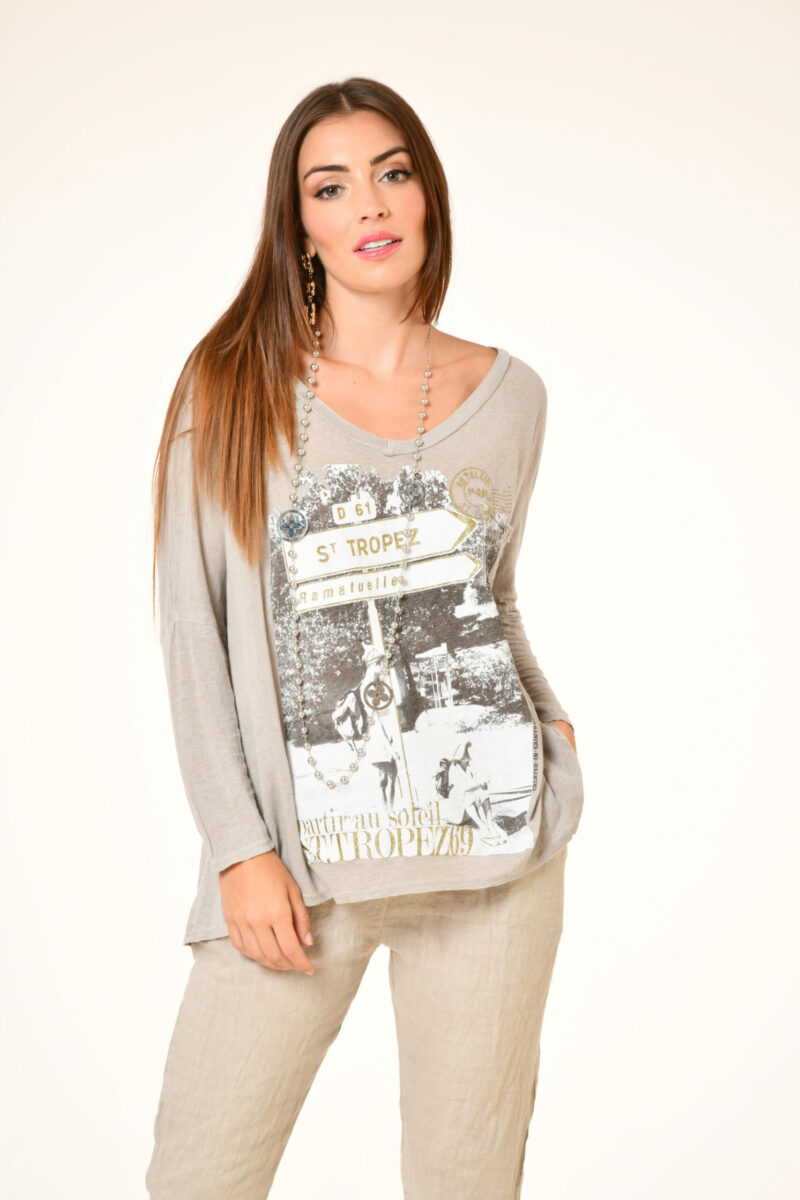 Tshirt manches longues yaca ramatuelle beige Au soleil saint tropez Printemps 2024 . Sérigraphie Ramatuelle . Taille unique