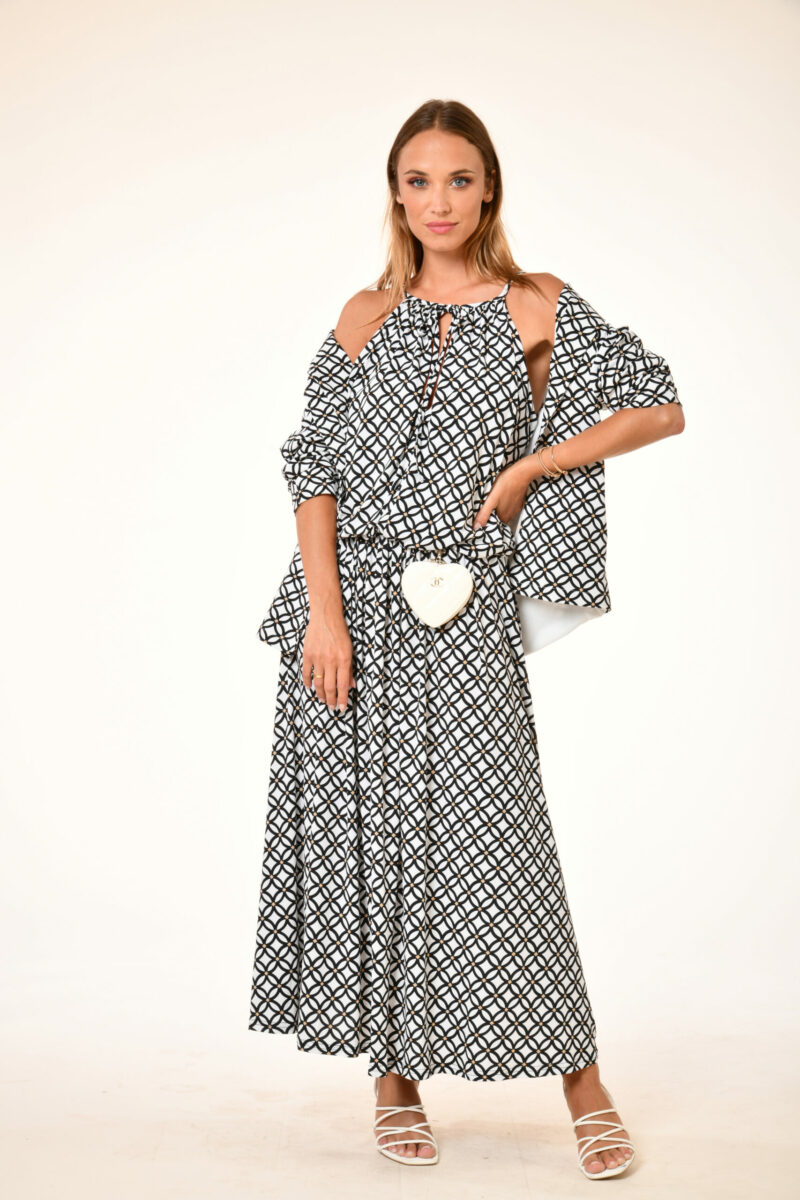 robe pinede cheval blanc noir et blanc Au soleil saint tropez Printemps 2024 .