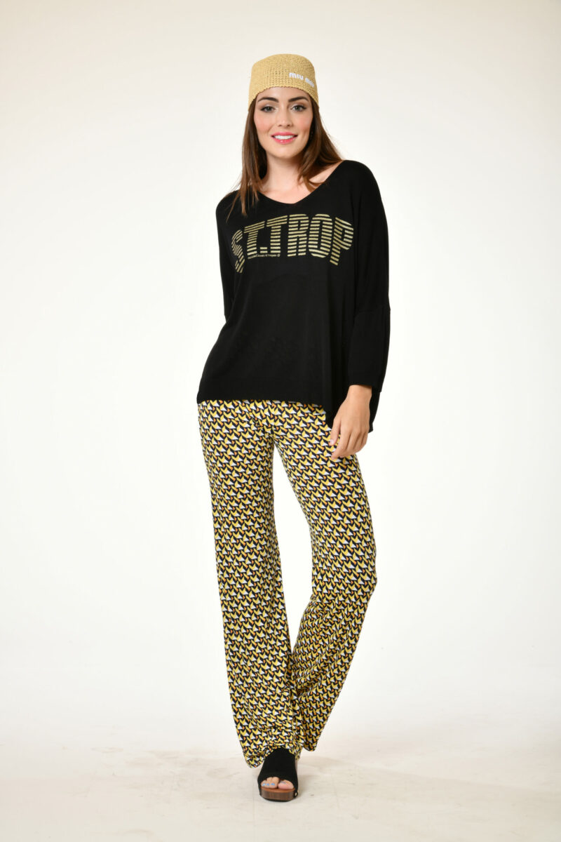 Pull famous noir - St Trop - col v . glitter . manches 3/4 . Collection printemps 2024 au soleil de saint tropez