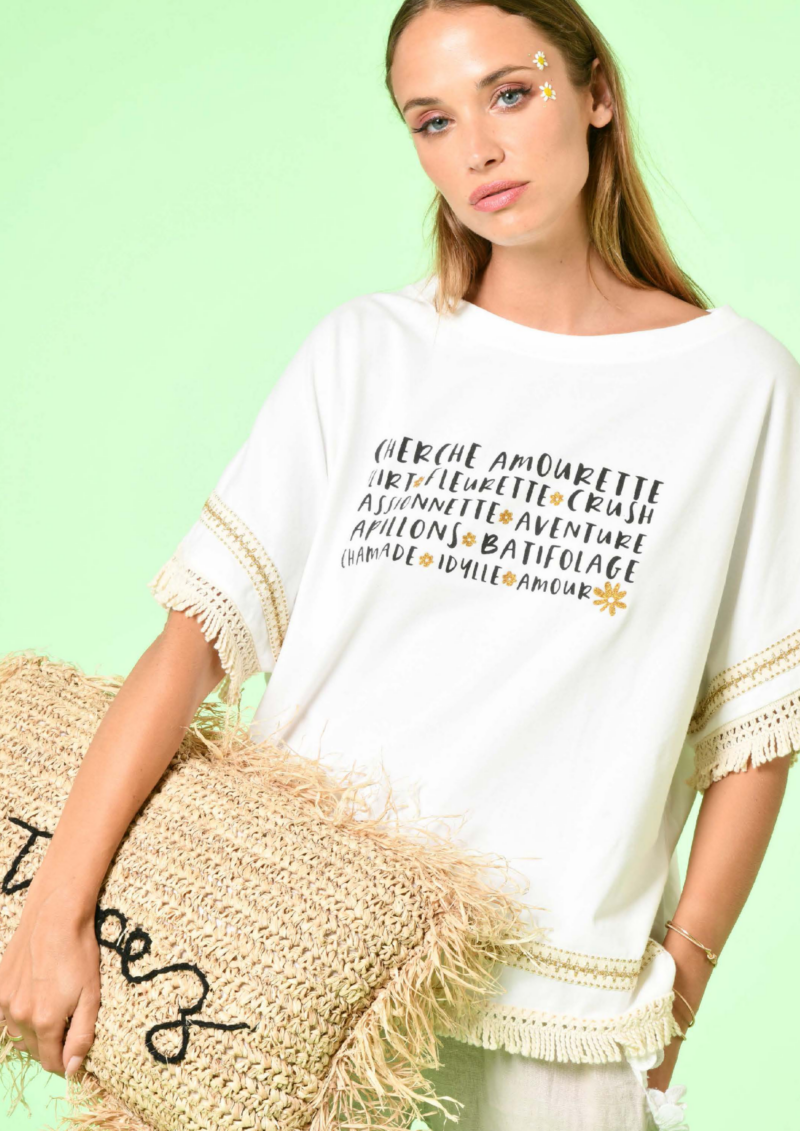 T-shirt Gipsy - écru . été summer 2024. Sérigraphie Amourette . Taille unique Découvrez la collection Summer 2024 de prêt à porter femme de la marque française Au soleil de saint Tropez.